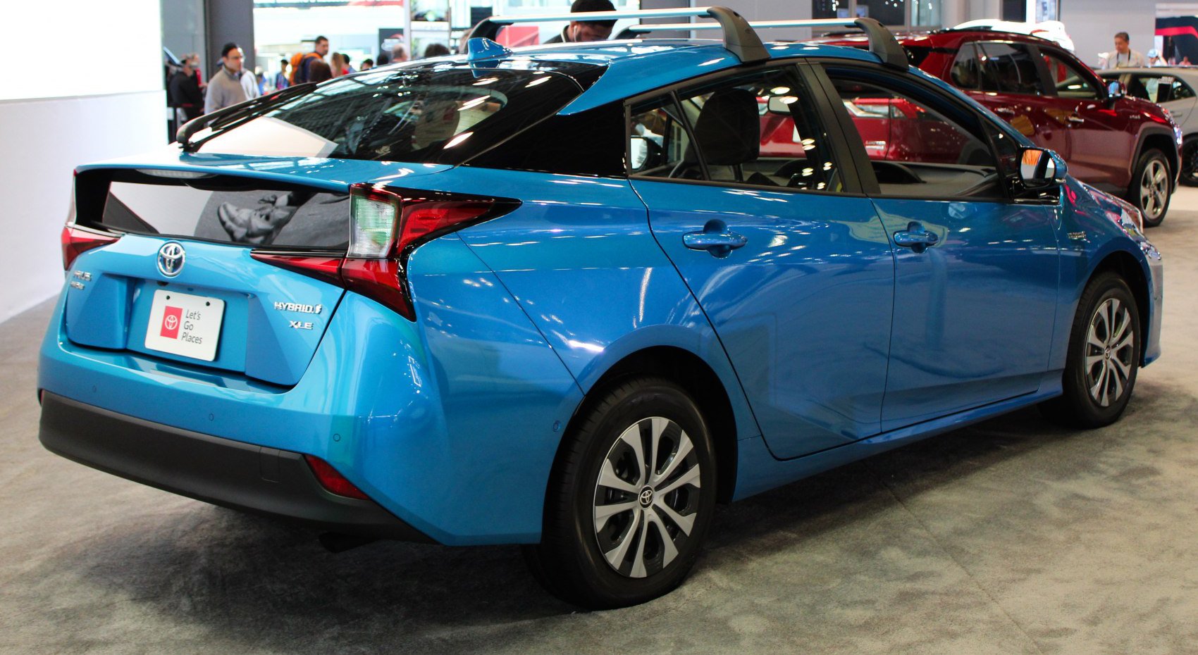 Toyota prius iv xw50